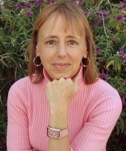 Medea Benjamin photo